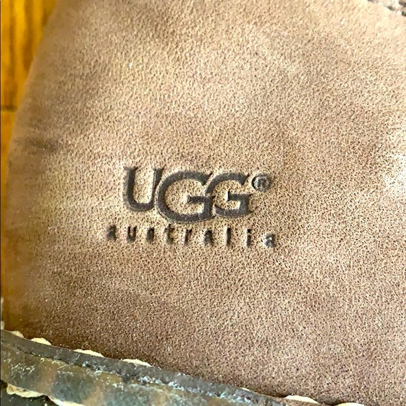 UGG Cresthaven Brown Leather & Knit Wedge Boots - Picture 3 of 9